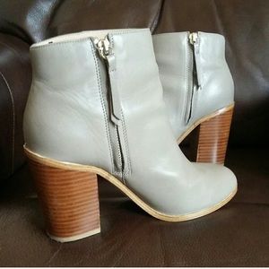 Last chance❗️ Real leather taupe booties